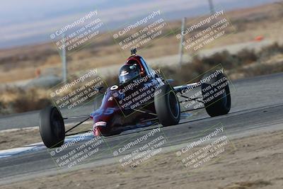 media/Nov-17-2024-CalClub SCCA (Sun) [[5252d9c58e]]/Group 5/Qual (Star Mazda Entrance)/